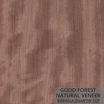Particulièrement texture irrégulière naturelle de placage en bois rouge de Myanmar Bubinga