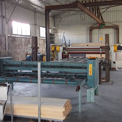Le quart reconditionné de couleur d'Ash Wood Veneer Sheets Yellow a coupé avec - un H5061Q pour des portes/Windws