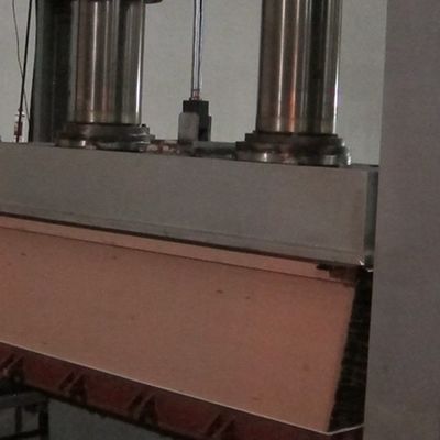 Le bois d'Anigre machiné par Cabinet plaquent le jaune 0.15-0.55mm que la tranche a coupé naturel