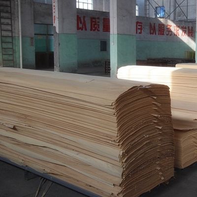 L'OEM a machiné le jaune foncé blanc américain du chêne X024 de placage en bois pour le Cabinet
