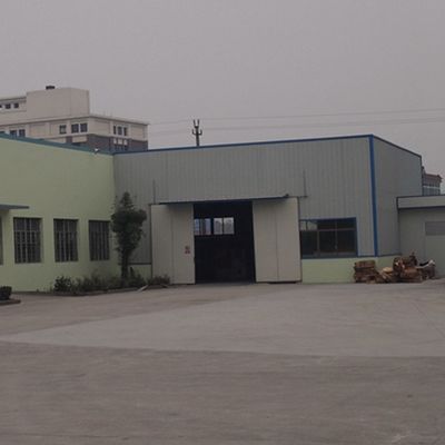 Le fabricant Lengthened Size Of de la Chine a reconstitué le grain vertical H1002 de placage en bois de Ledar pour des meubles de bon prix
