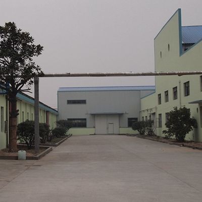 Le fabricant Lengthened Size Of de la Chine a reconstitué le grain vertical H1002 de placage en bois de Ledar pour des meubles de bon prix