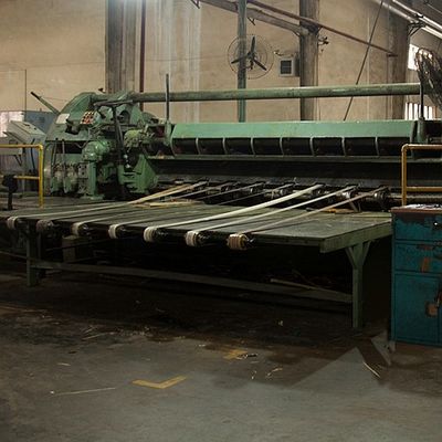 Le quart figure naturel de placage en bois de sycomore de l'Europe a coupé l'épaisseur 0.5mm de grain droit pour la mort et le Cabinet