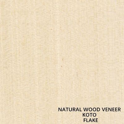 Le quart naturel de placage en bois de Koto a coupé la bonne capacité d'approvisionnement de grain droit spécial de flocon pour teindre le processus