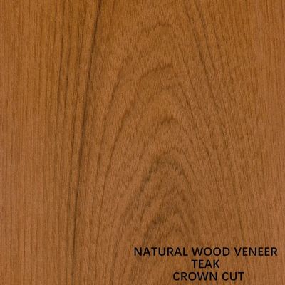 Le bois naturel de teck de décoration plaquent la longueur coupée plate du grain 2050-3200mm de couronne
