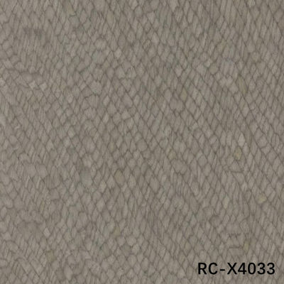 RC-X4033 Veneur en bois d'ingénierie Rubik's Cube Grille Texturé Taille normale 2500 * 640mm Pour les portes intérieures