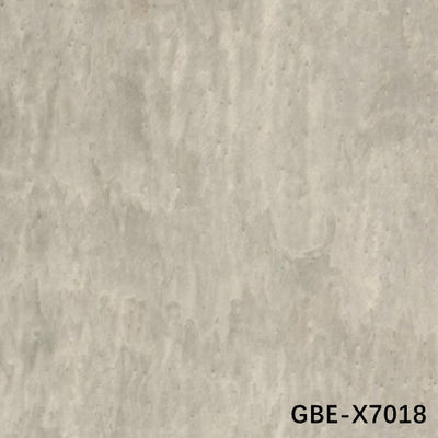 Couleur populaire Placage de bois d'ingénierie 0.45mm Qualité d'exportation professionnelle GBE-X7018